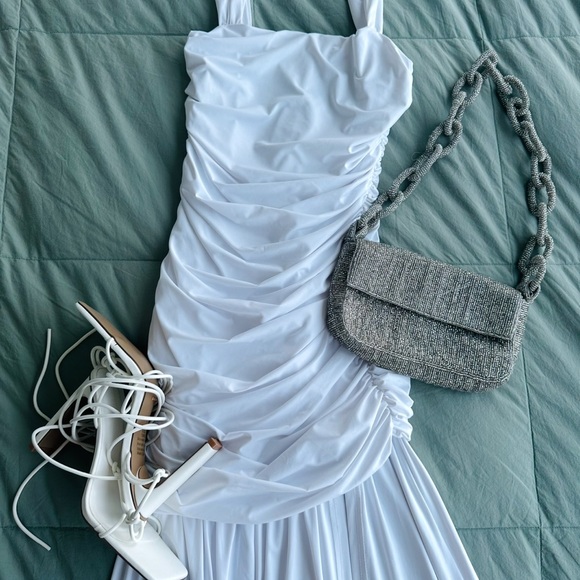 Chic White Maxi Dress - Picture 4 of 5